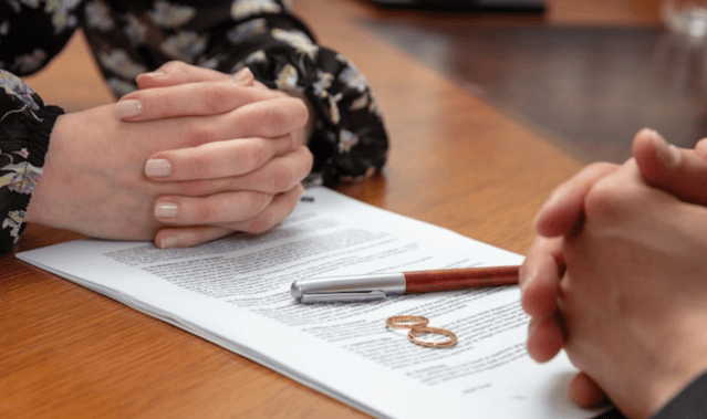 Getting the Right Divorce Lawyer: Tips and Steps